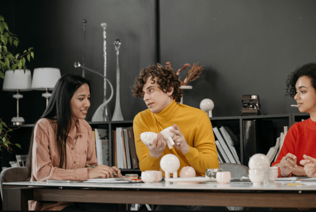 12 unique business ideas in the UK