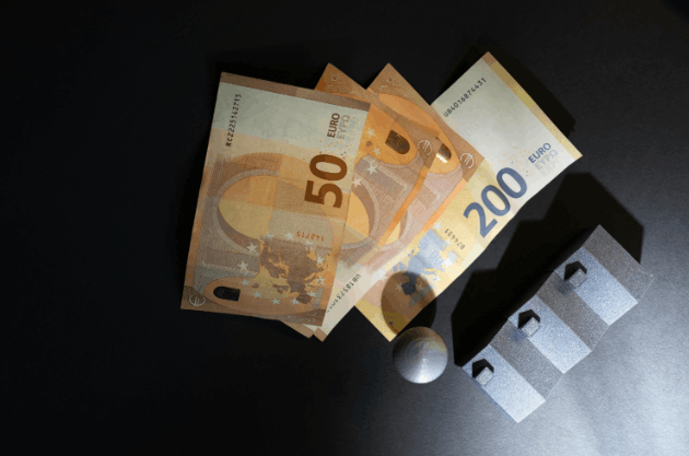 What will be the penalty for savings over £3,501 that go undeclared