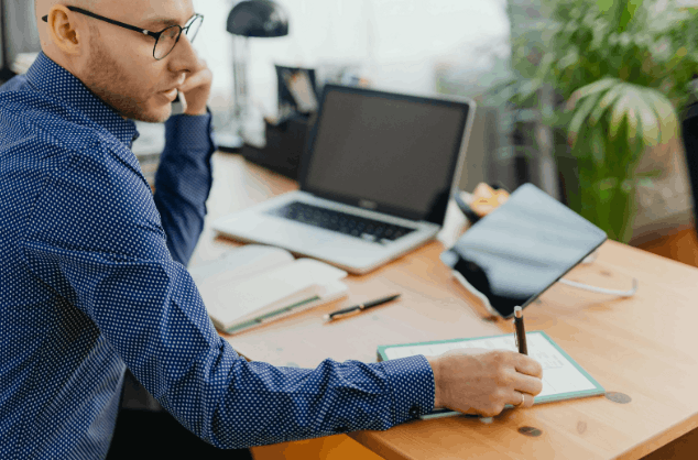 Alternatives to calling the Universal Credit helpline