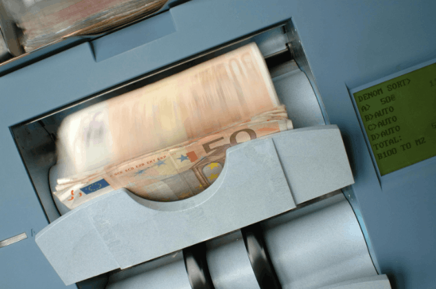 uk bank cash withdrawal changes