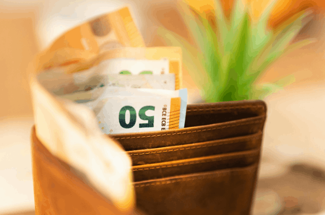 uk minimum wage rise concerns