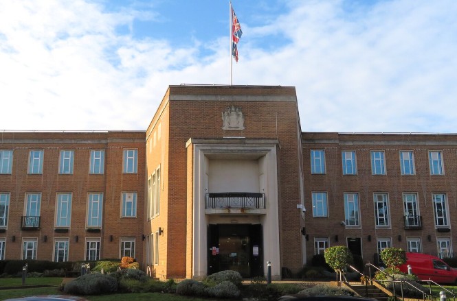 How Do You Contact Windsor and Maidenhead Council?