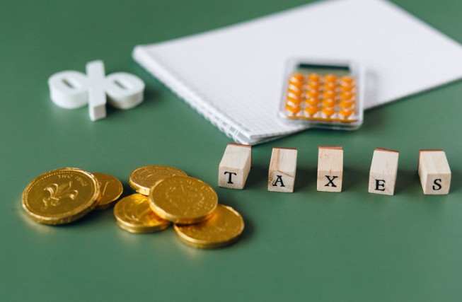 How to Avoid Paying Tax on Savings?