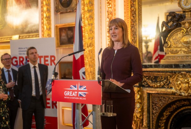 Is Rachel Reeves set to cut Cash ISA allowance?