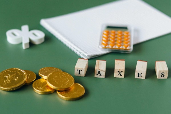 Who Pays Inheritance Tax on Lifetime Gifts?
