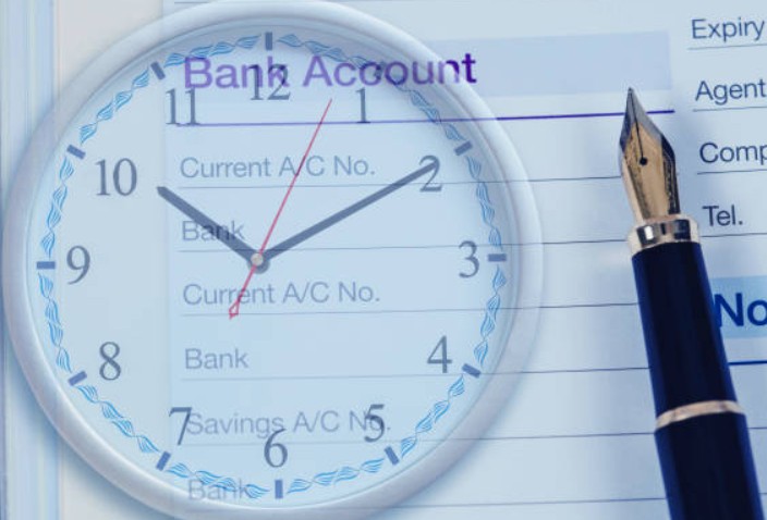 How Long Does It Take for a Bank Account to Close