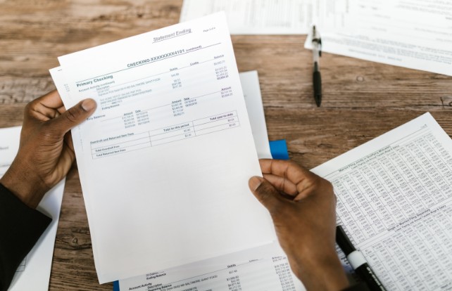 avoid HMRC tax bank accounts