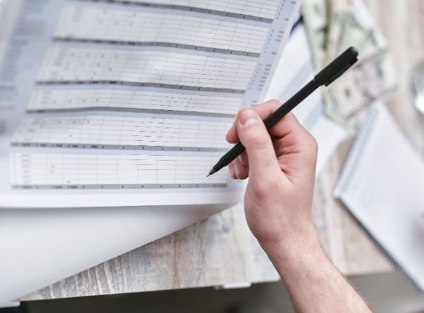 What Are Online Bookkeeping Services for UK Businesses