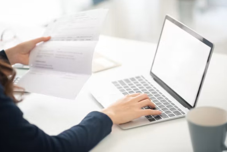 How to Apply for Postponed VAT Accounting on a Customs Declaration