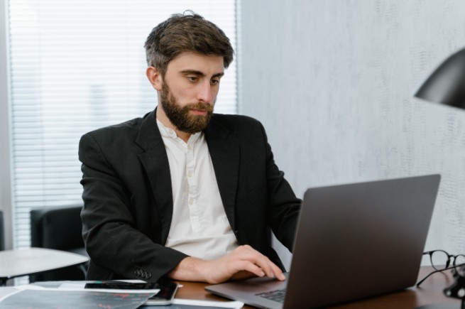 Do Sole Traders Need to Register with Companies House